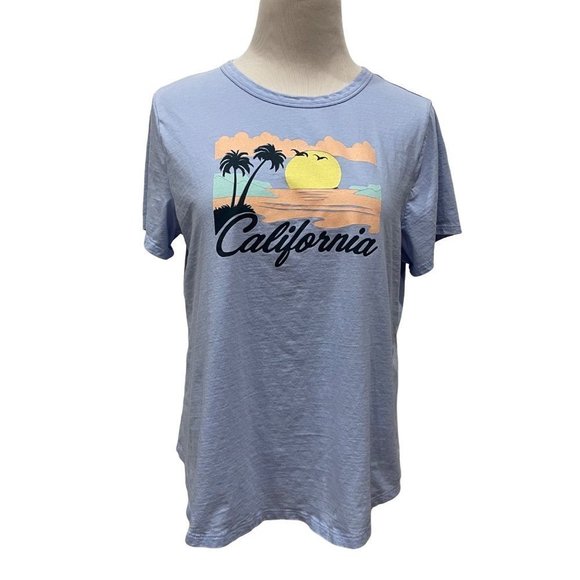 Old Navy California Graphic‎ Tee with Round Hem - Size L - Picture 1 of 7